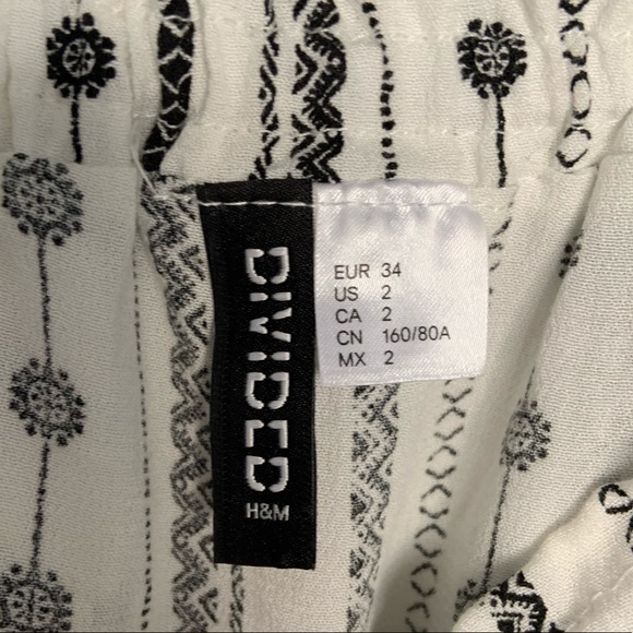 H&M Off-Shoulder Long Sleeve Flowy Top - Picture 5 of 5